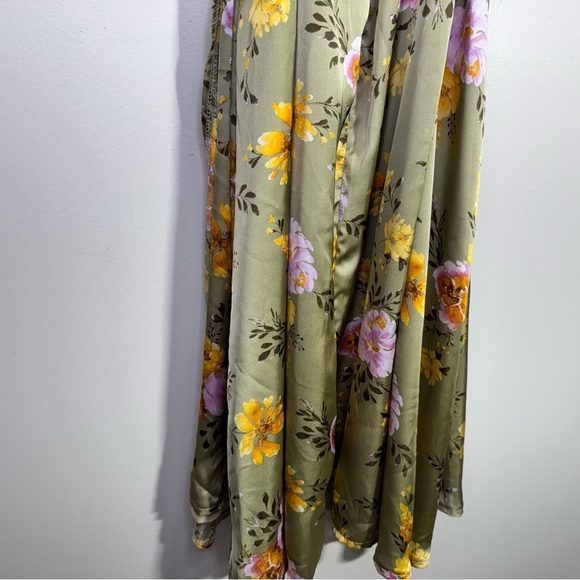 Addition Elle Floral Flutter-Sleeve Wrap Dress Size 3x - Picture 10 of 15